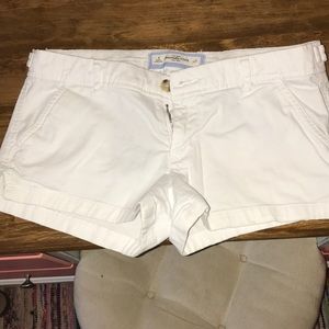 White Abercrombie and Fitch Shorts Women’s 4
